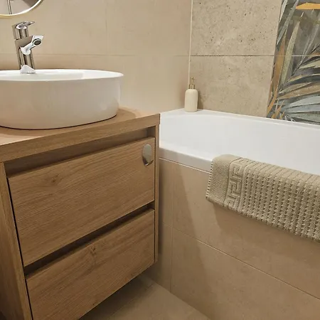 Borisz Apartamento Makó